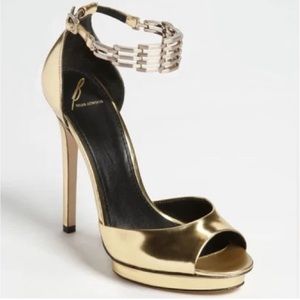 Brian Atwood Gold peep toe heel with stacked sole size 9.5